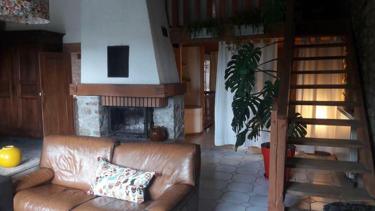 Gites De Gobertier Saint-Alban-d'Ay ภายนอก รูปภาพ